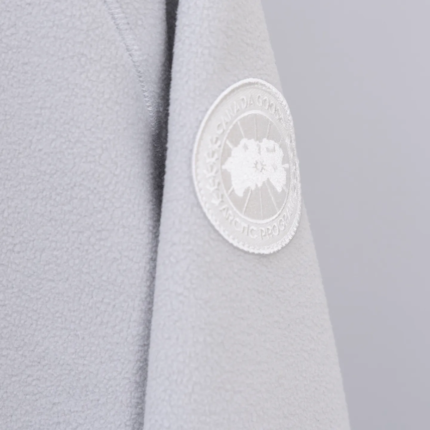 P570 2025 autumn and winter new style🆕High-end version Canada Goose cardigan sweater Chilliwack hooded wool fleece long-sleeved bomber jacket Kind Fleece wool fleece fabric Size: S M L XL